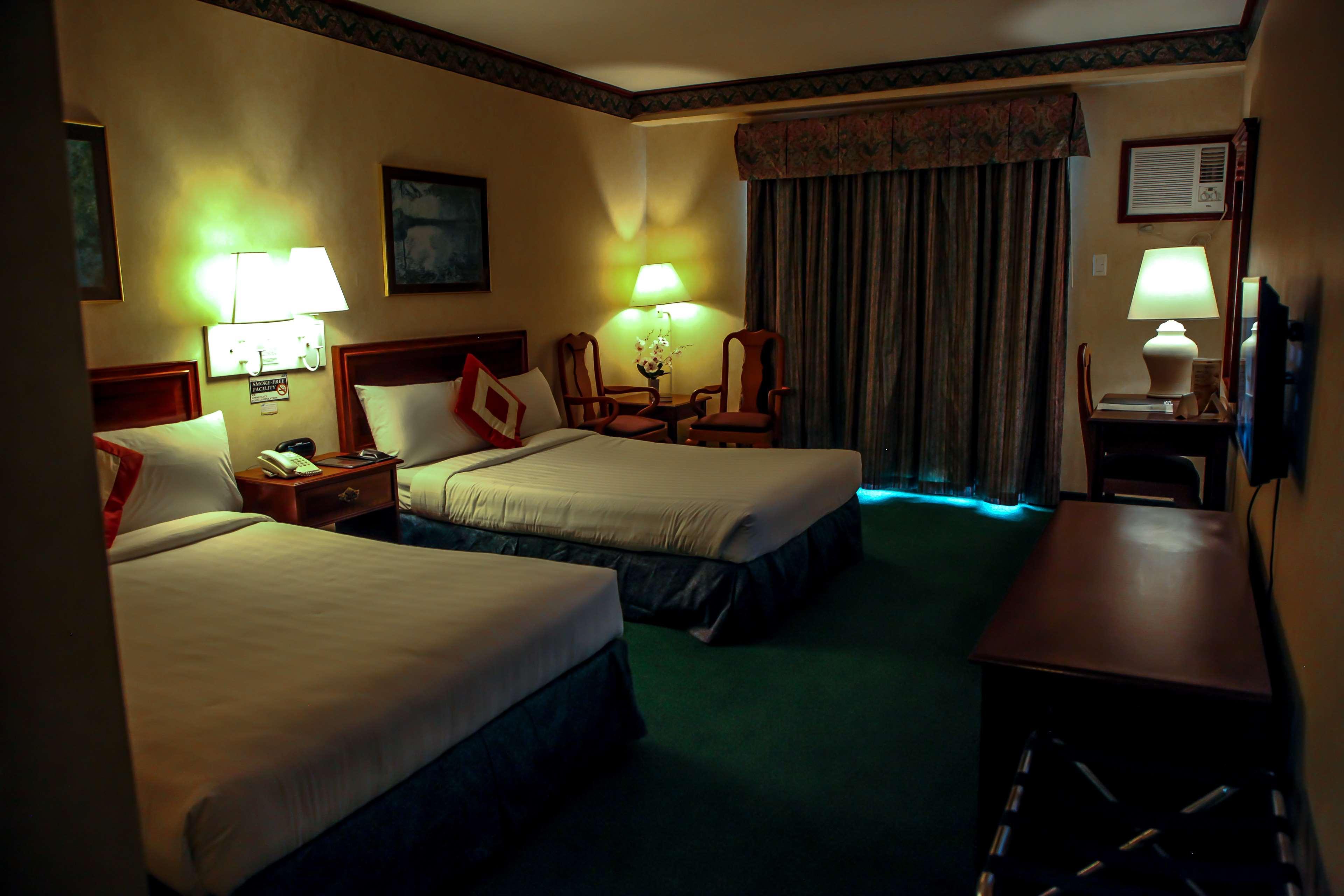 Days Hotel Tagaytay Tagaytay City Kültér fotó