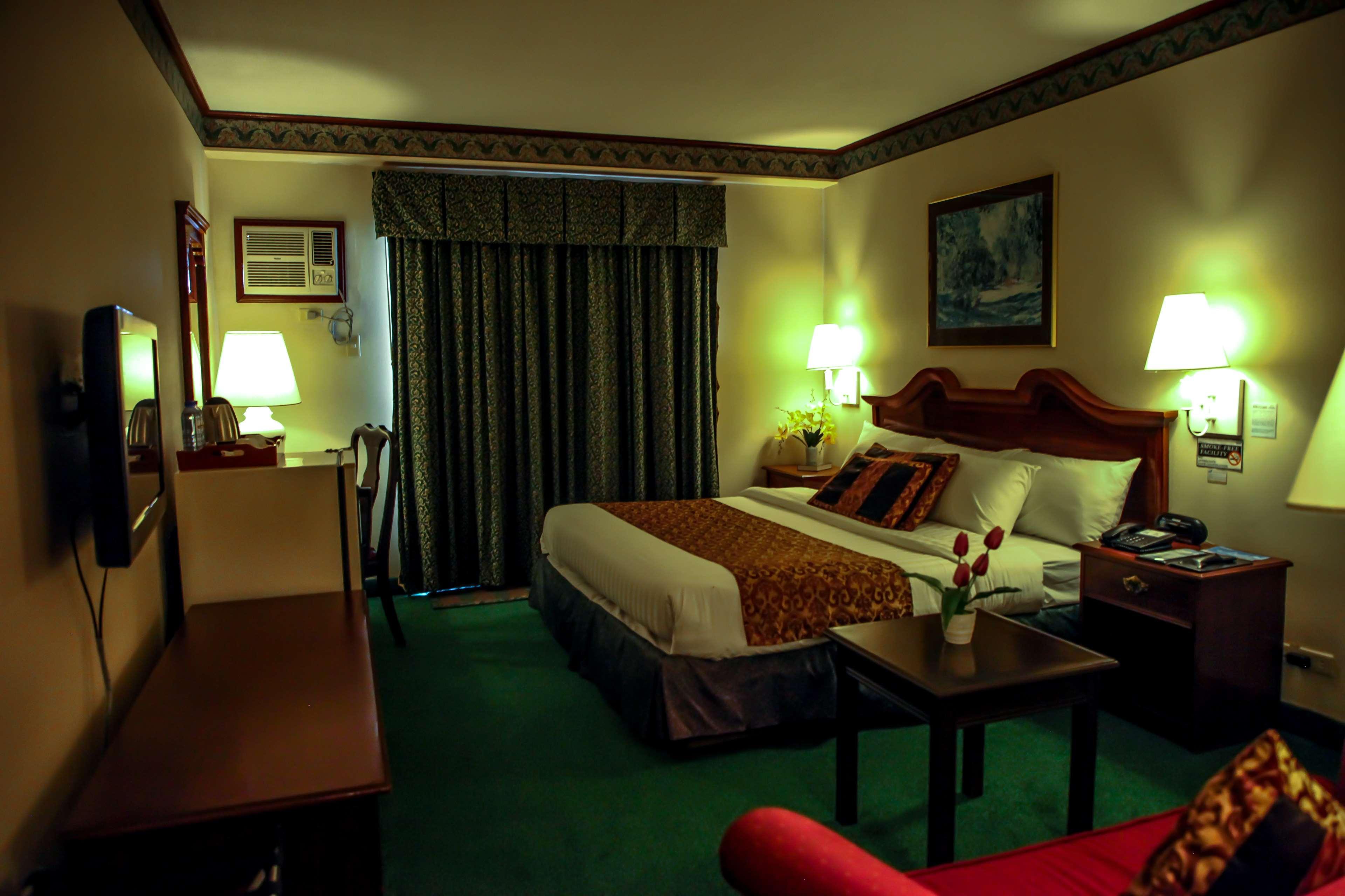 Days Hotel Tagaytay Tagaytay City Kültér fotó