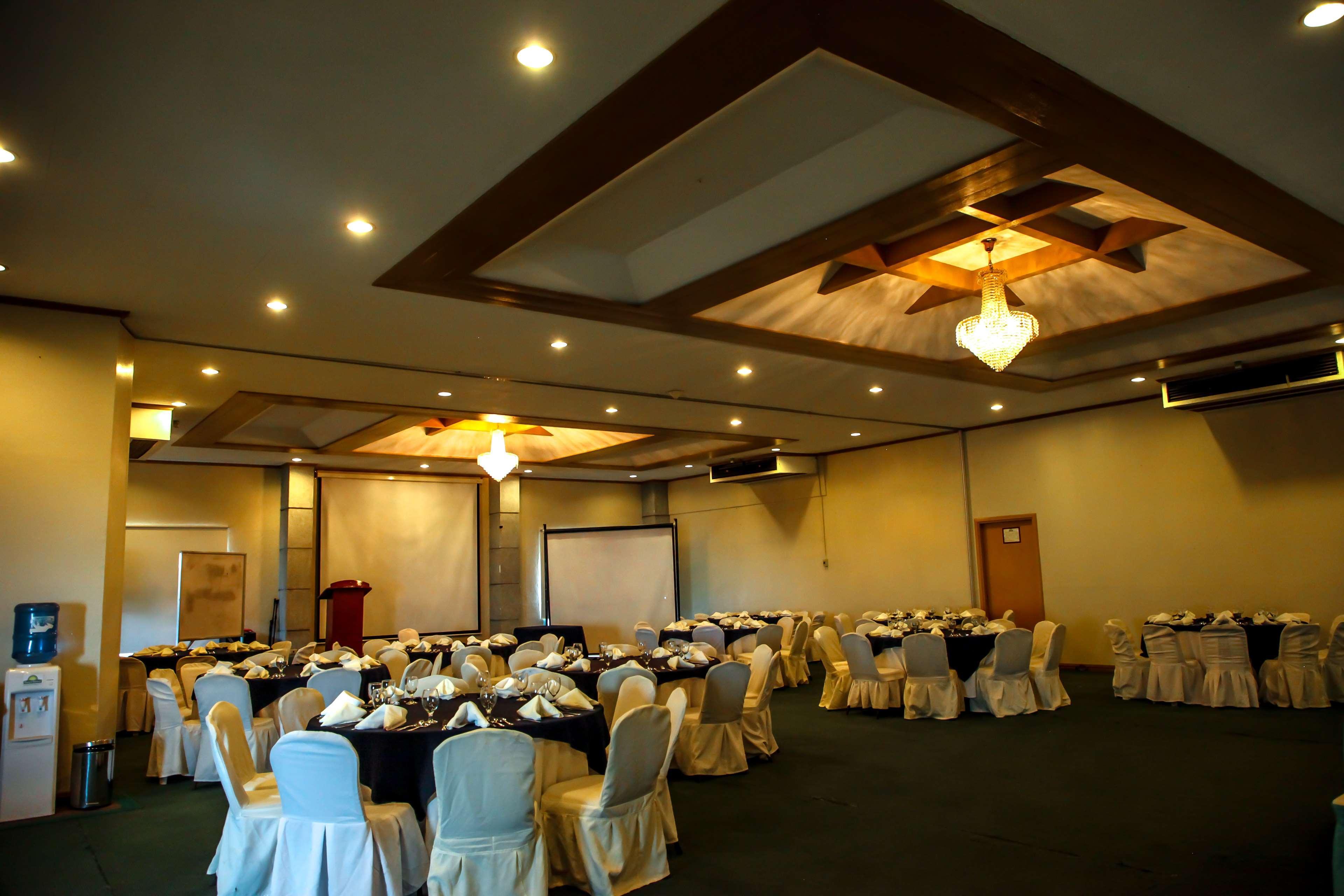Days Hotel Tagaytay Tagaytay City Kültér fotó