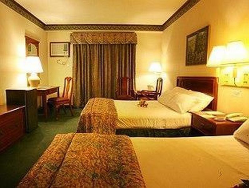 Days Hotel Tagaytay Tagaytay City Kültér fotó