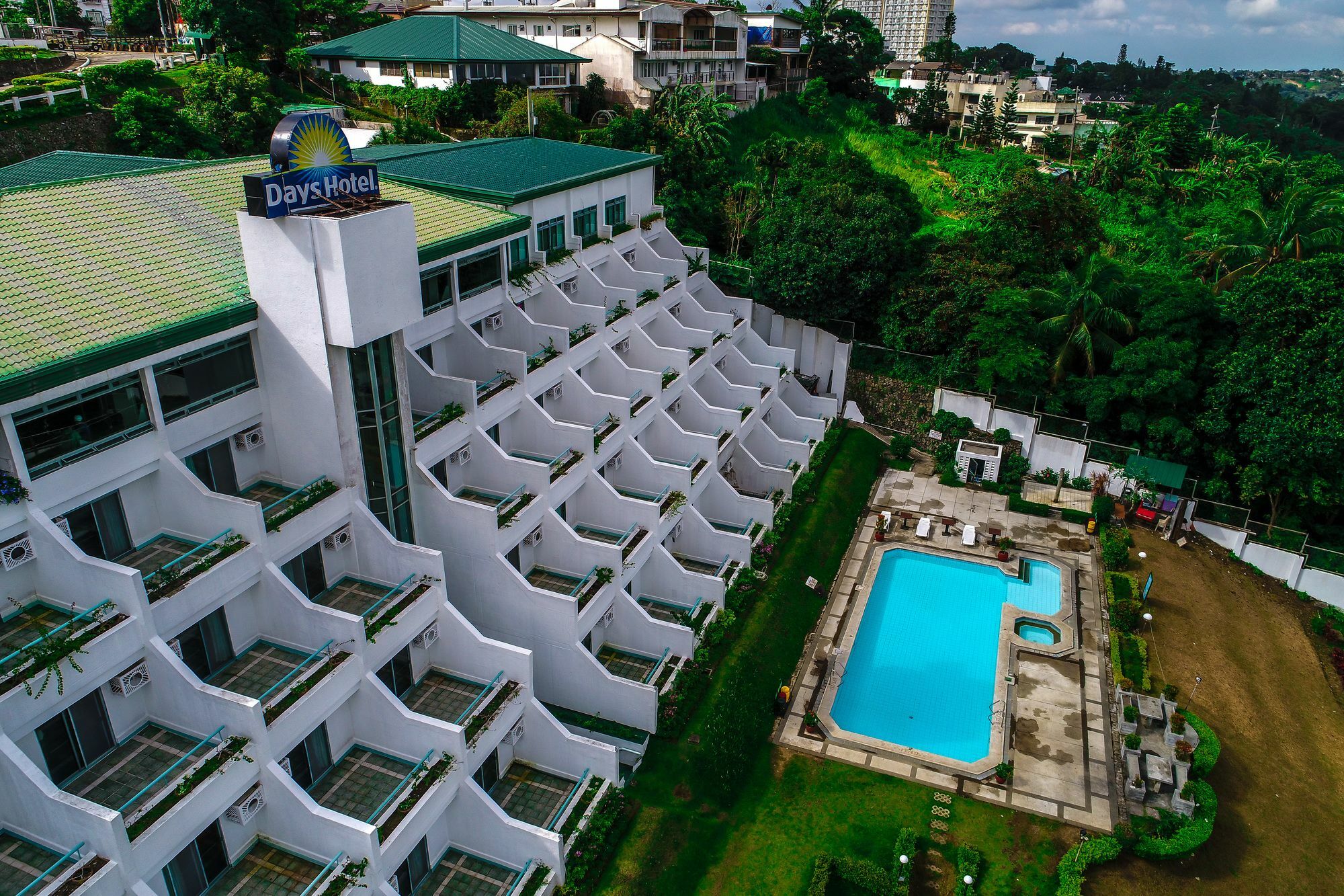 Days Hotel Tagaytay Tagaytay City Kültér fotó